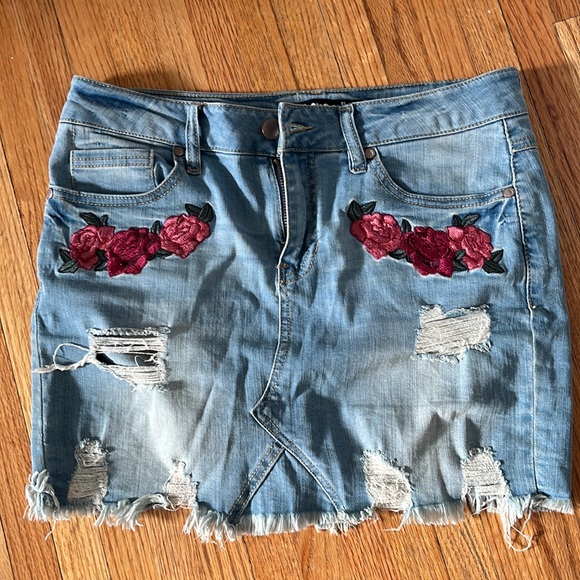 Jean skirt with pockets, small - Picture 2 of 6